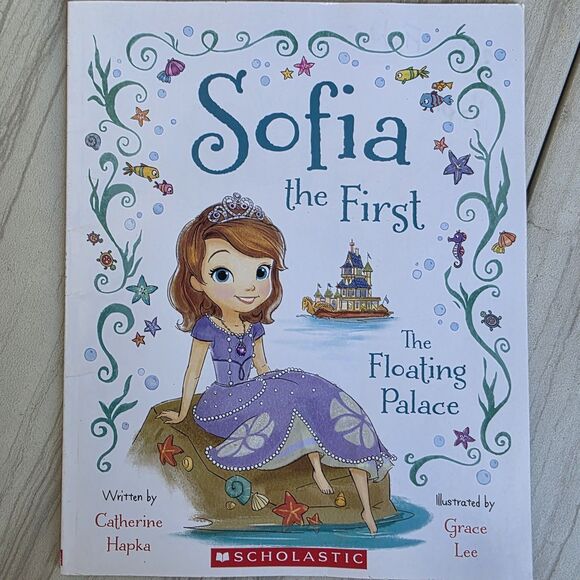 Sophia the First Floating Palace, The Royal Games & Sofia Makes a Friend-3 Books - Picture 2 of 16